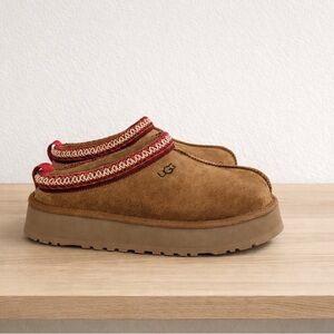 ✨UGG✨Chestnut Tasman Platform boots